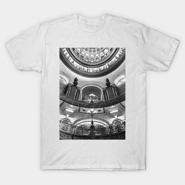 Capitol Building Perspective T-Shirt by KT